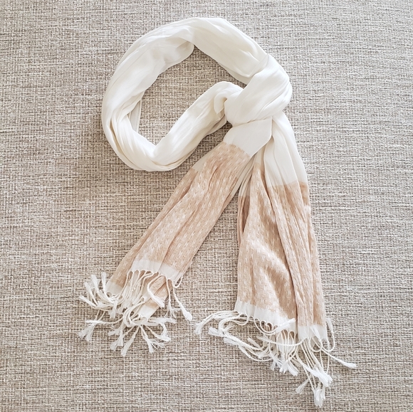 Accessories - Lightweight Scarf
